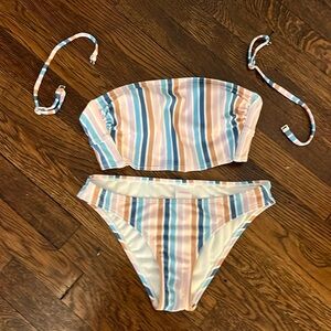 Two-piece bikini size small with removal bus straps